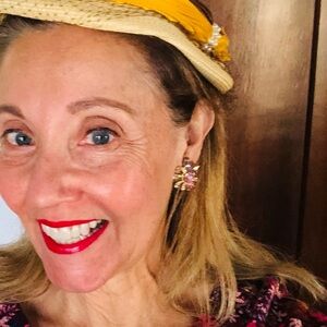 Meet your Posher, Becca